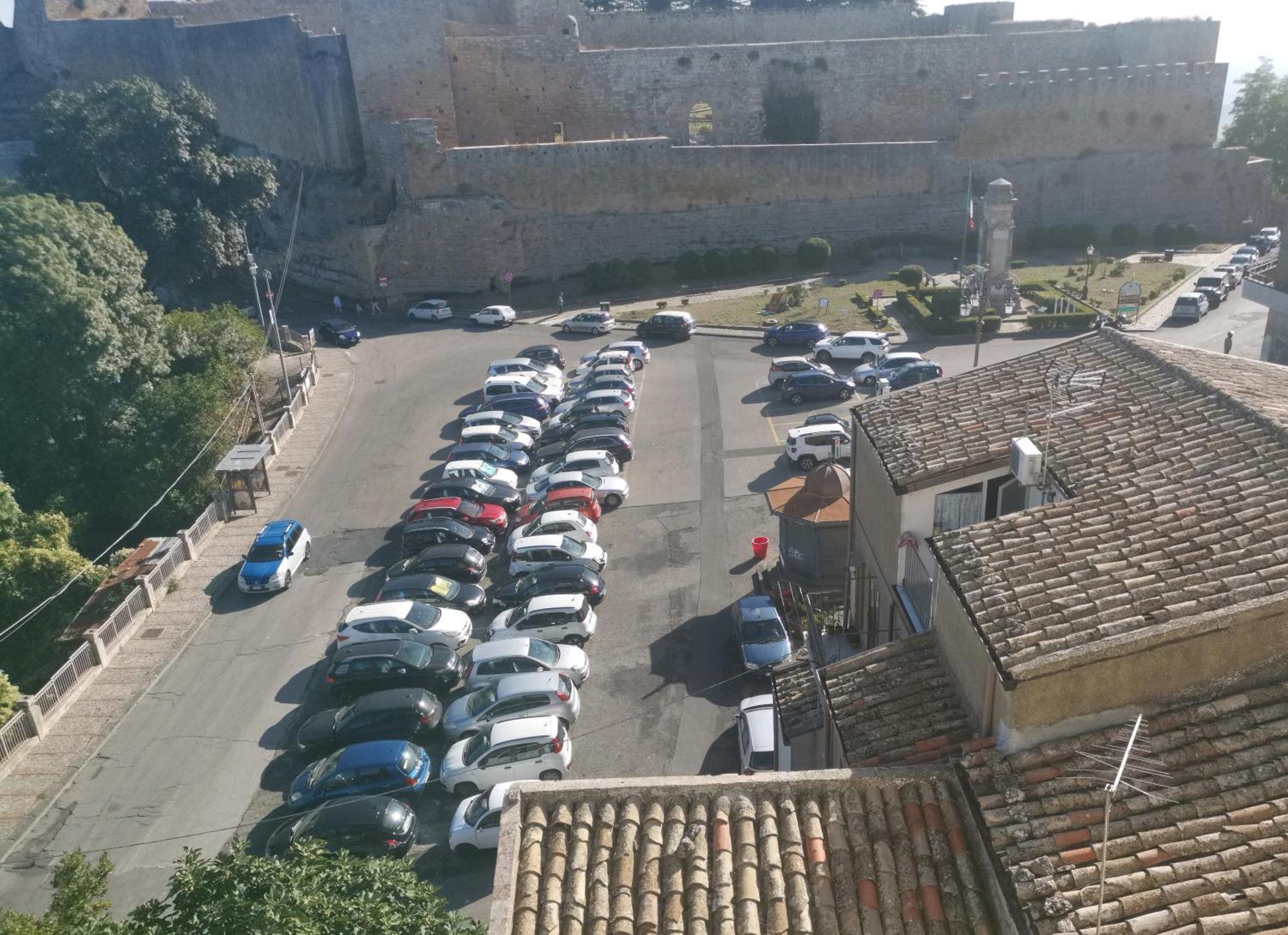 Rocca Di Cerere "Rocca Da Zeru" Apartments Enna Exterior photo